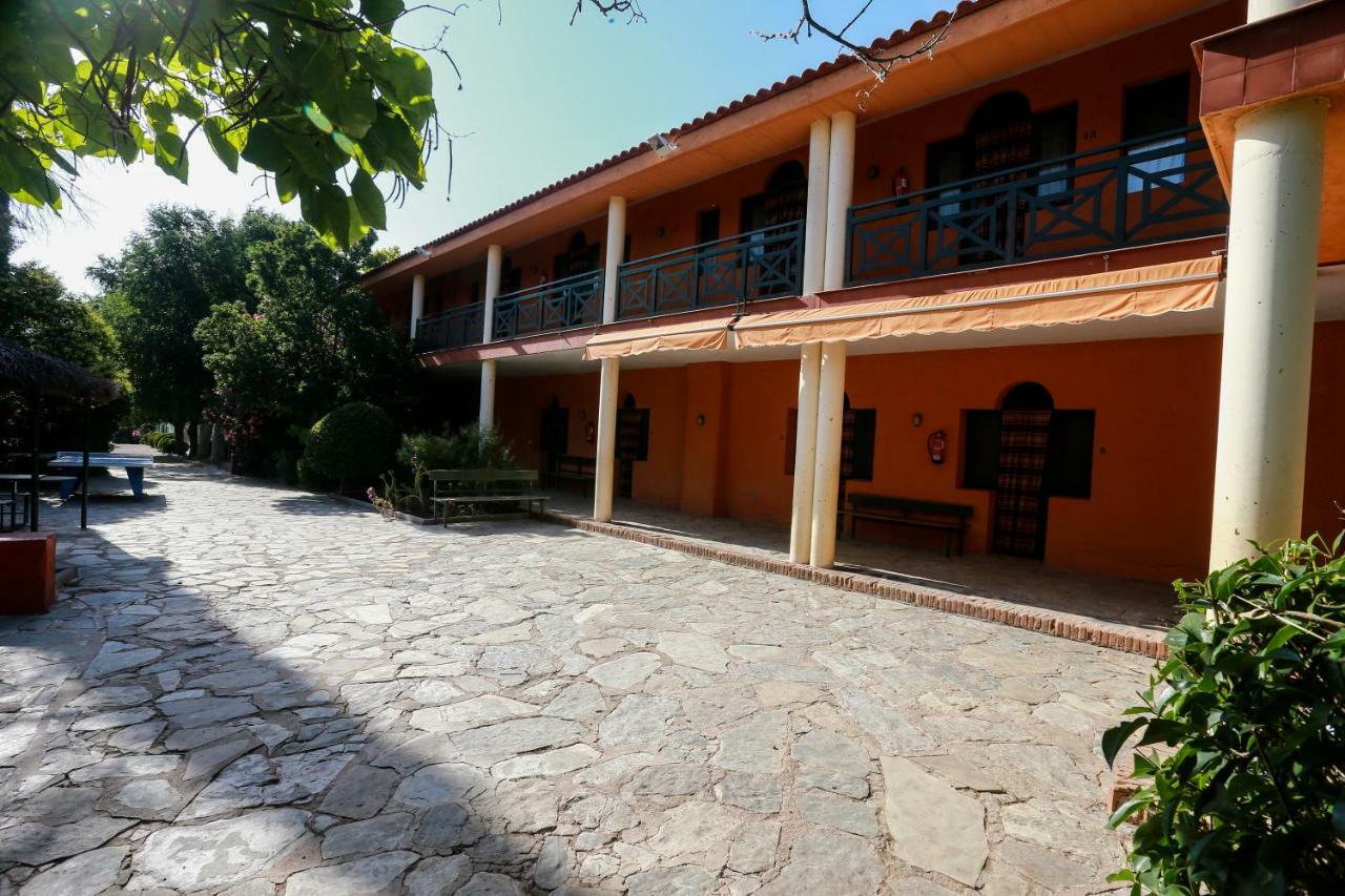 Hostel Layos, Toledo Bagian luar foto